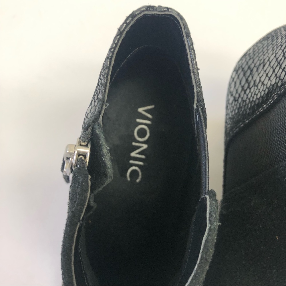 Vionic Anne black side zip booties. - Picture 10 of 11